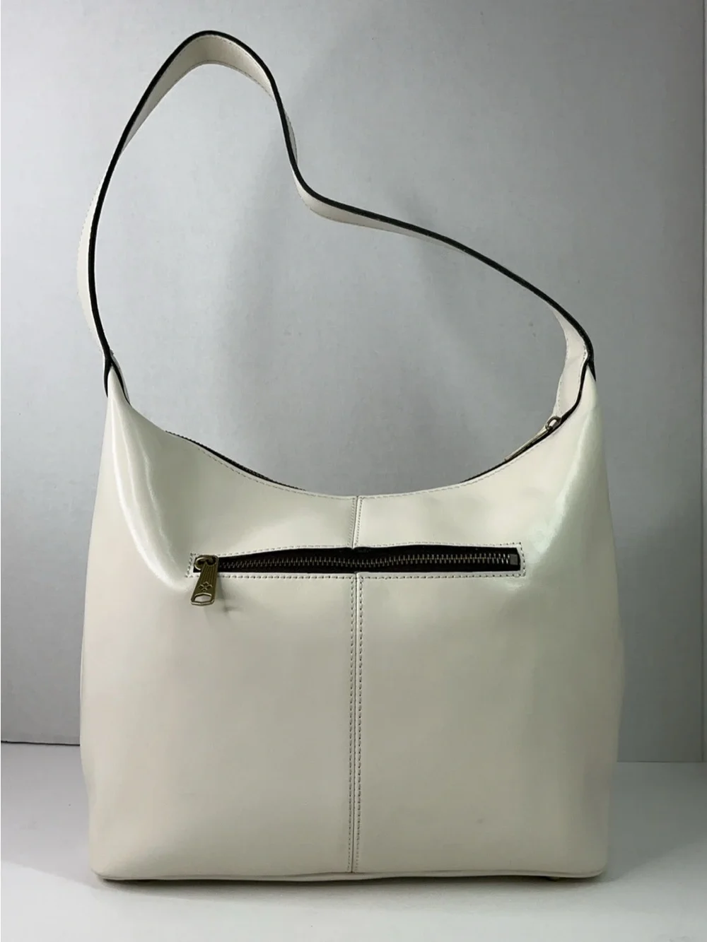 Patricia Nash Elia Hobo